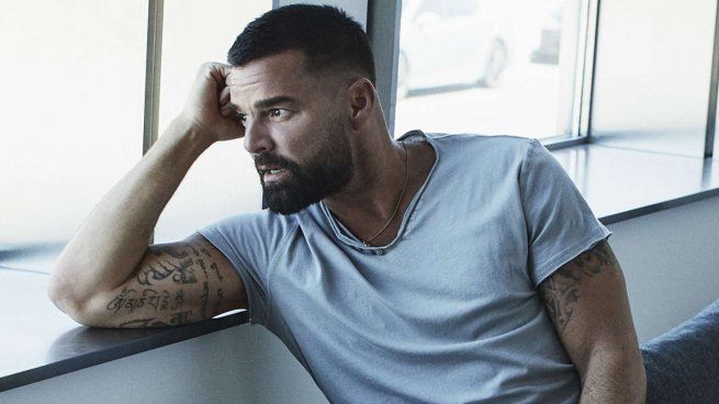 De cuánto es la fortuna de Ricky Martin, el Rey del Pop Latino reconocido mundialmente