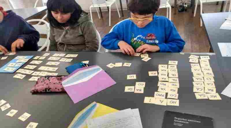 Lanzan convocatoria para acompañar la alfabetización de jóvenes y personas adultas