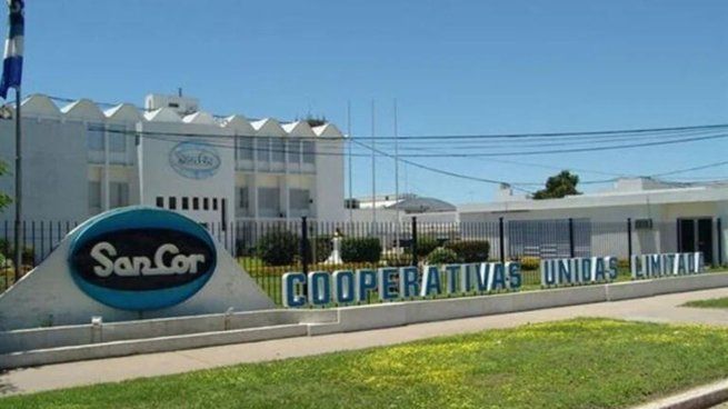 Quiebra de SanCor: un grupo empresario quiere quedarse con toda la láctea y busca frenar la venta por partes