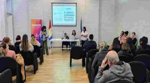 Cuidados paliativos sin fronteras: una iniciativa gratuita llegó a Santa Fe para capacitar a profesionales de la salud