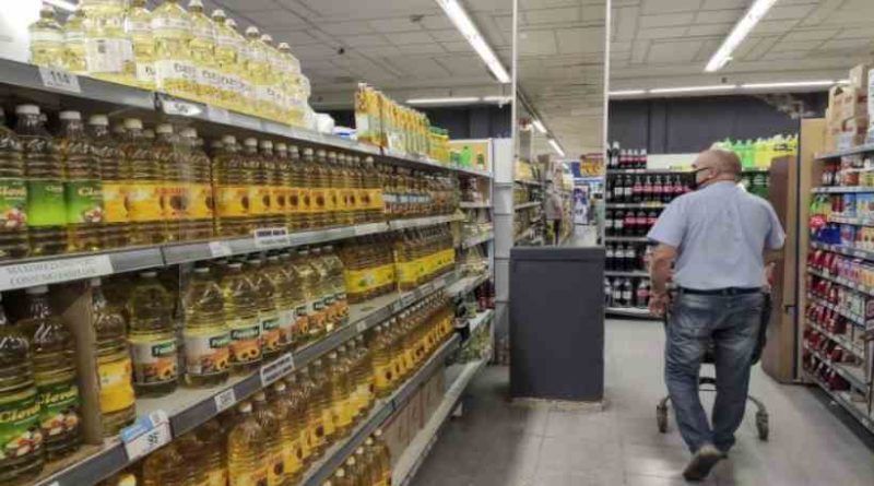 Crisis en Mar del Plata: afirman que hay artículos que ya no se compran y “mueren exhibidos en góndola”