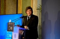 Milei en España trató de “dictador” a Pedro Sánchez